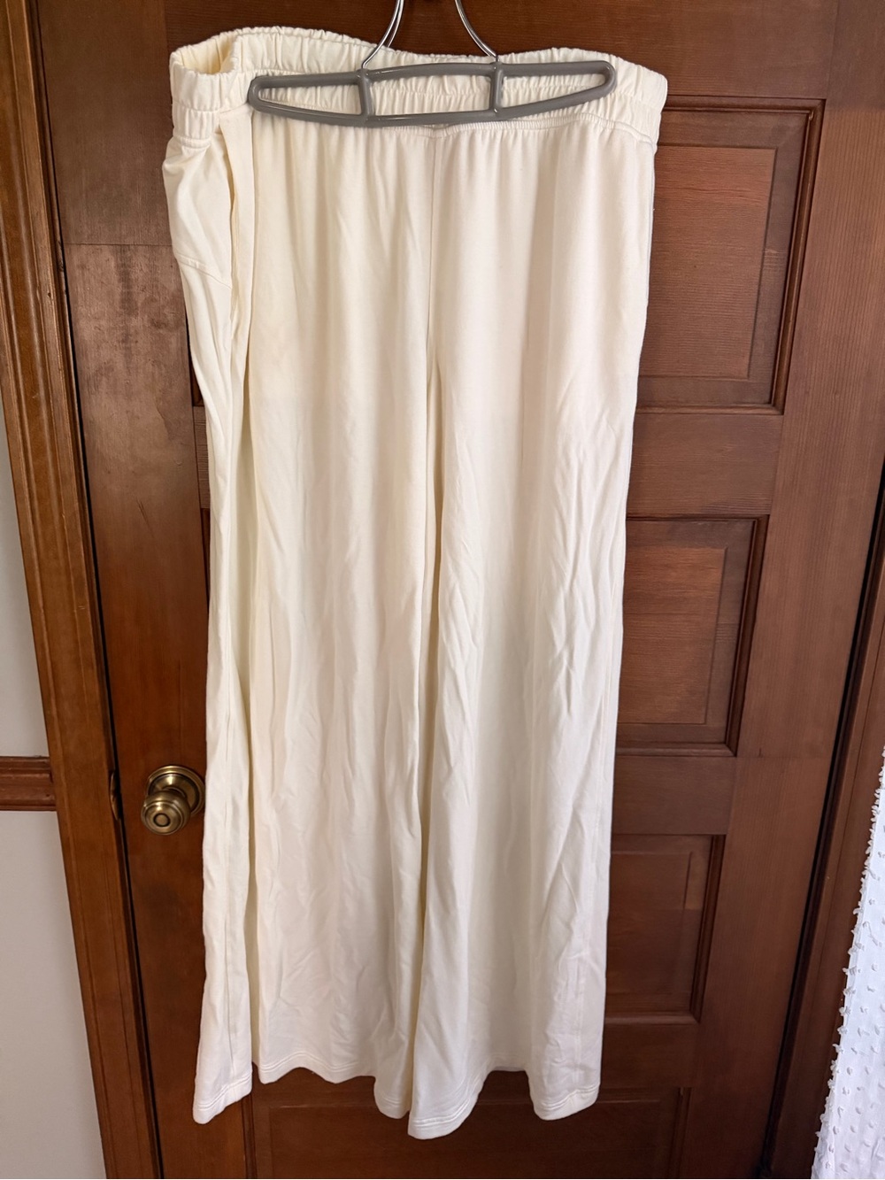 LULULEMON BE CALM MID RISE WIDE LEG PANT IN COCONUT IVORY - Picture 2 of 9